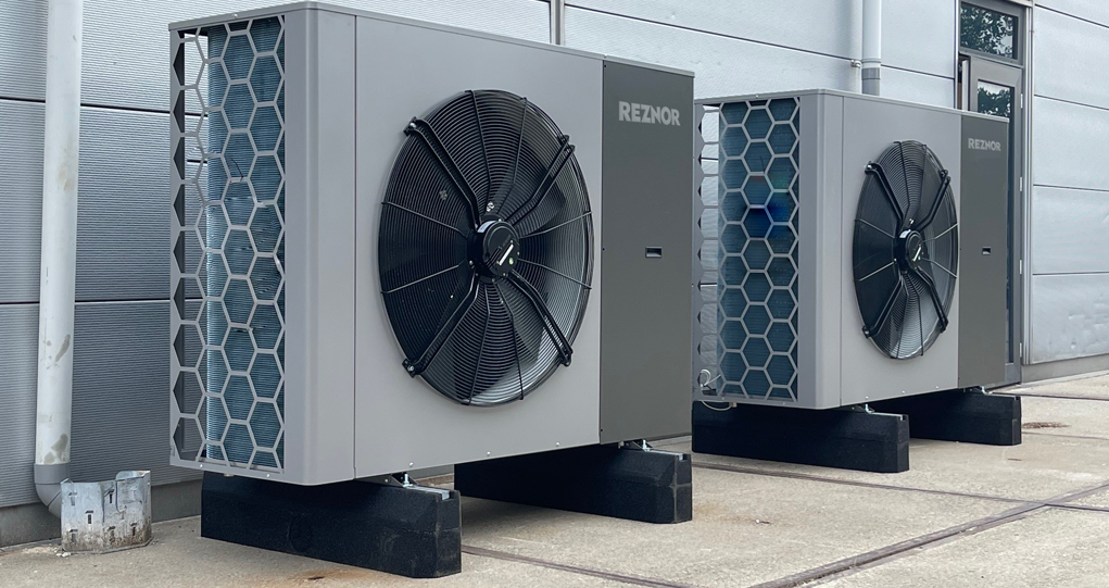 Heating and Cooling in one system